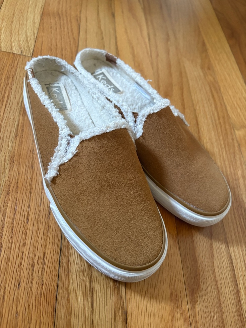 ✨ KEDS ✨ Double Decker Tan Sherpa Slip On Sneakers Slides Women’s Size 6